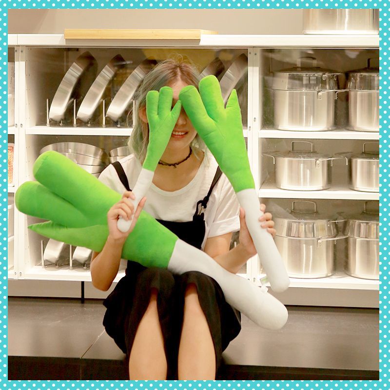 Animazione giapponese peluche  - Plant Parent Pillow recensione e prezzo