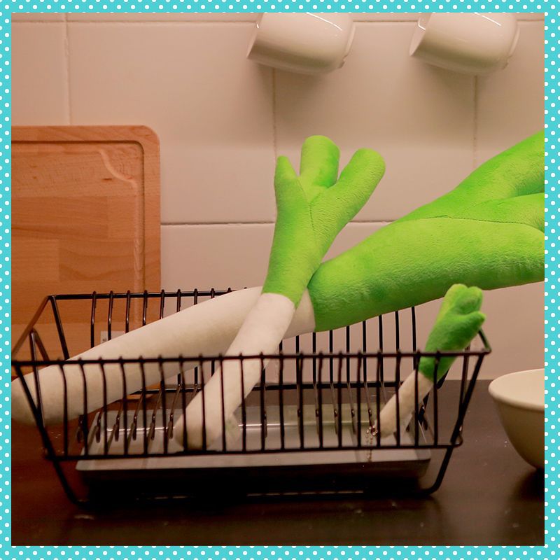 Animazione giapponese peluche  - Plant Parent Pillow recensione e prezzo
